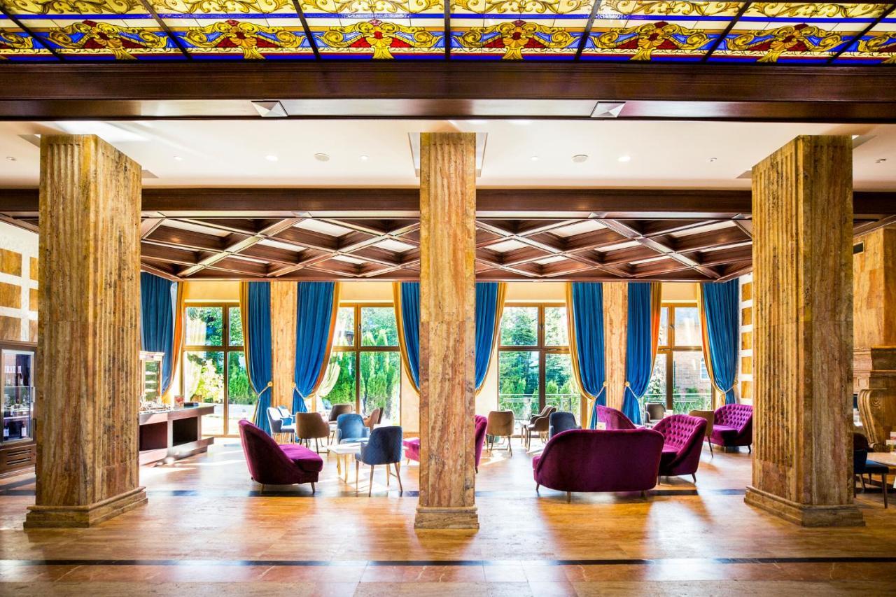 A Hoteli - Grand&Sky Hotel Tornik Zlatibor Exterior foto The lobby of the hotel