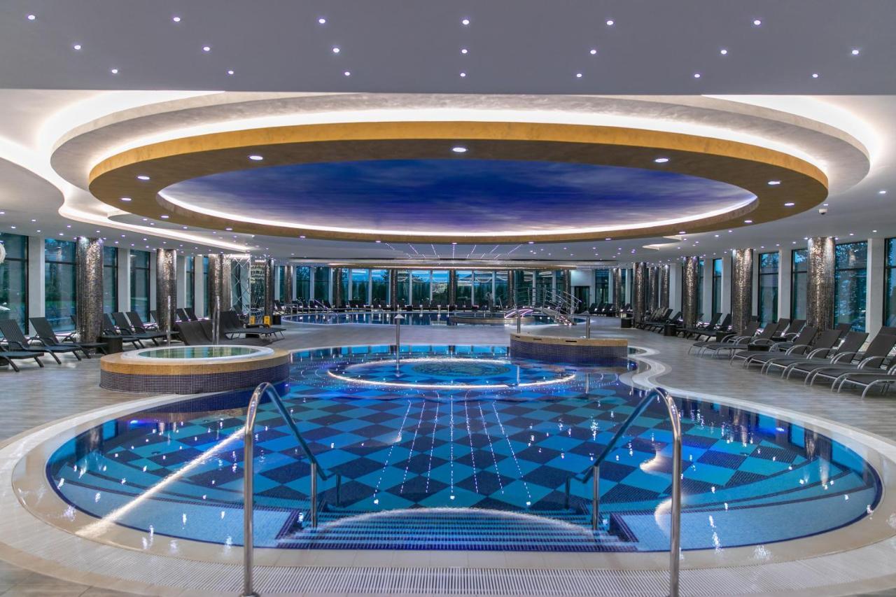 A Hoteli - Grand&Sky Hotel Tornik Zlatibor Exterior foto The Solarium on board of MSC Fantasia