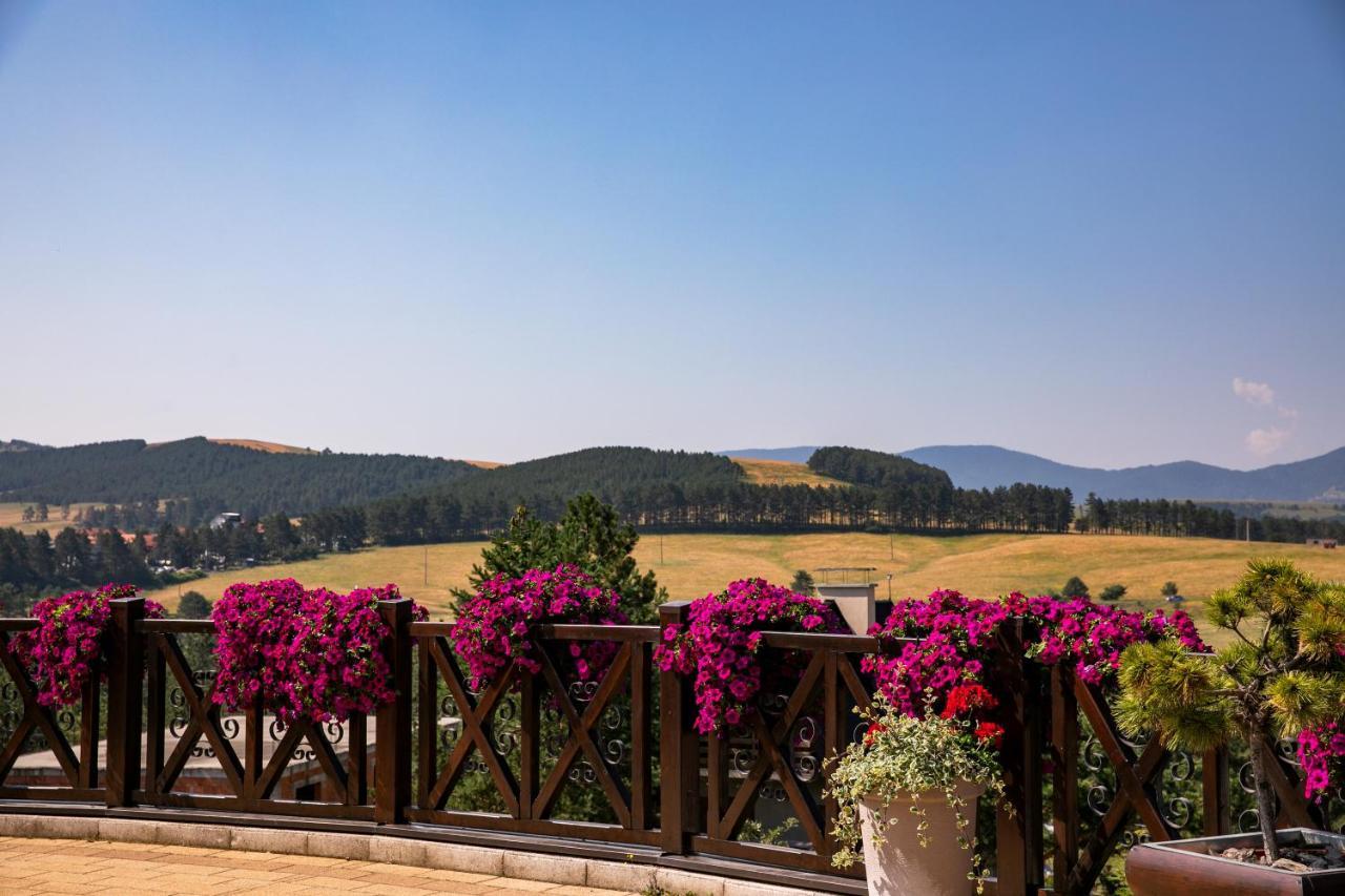 A Hoteli - Grand&Sky Hotel Tornik Zlatibor Exterior foto View of the town