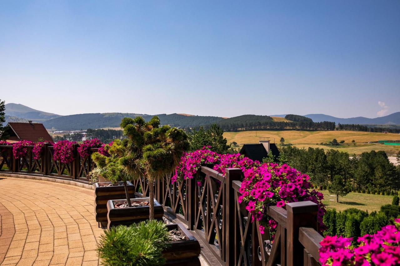 A Hoteli - Grand&Sky Hotel Tornik Zlatibor Exterior foto View of the town