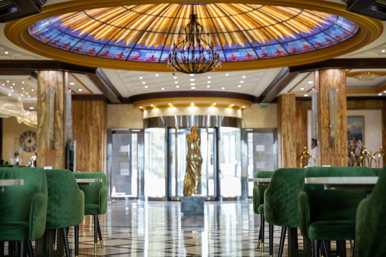 A Hoteli - Grand&Sky Hotel Tornik Zlatibor Exterior foto Lobby